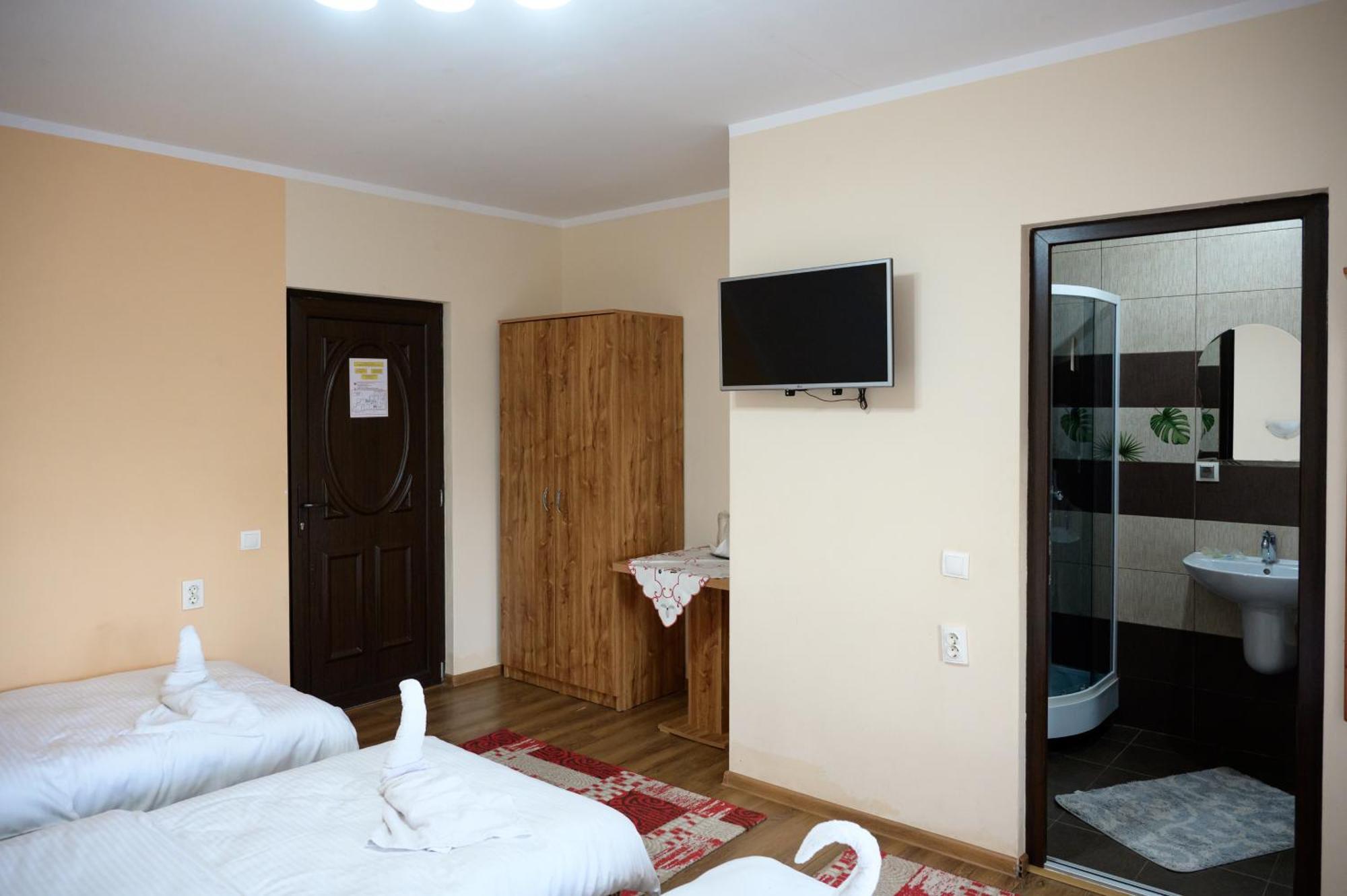 Pensiunea Marinela Sighetu Marmatiei Bagian luar foto